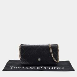 مملوكة مسبقًا CH Carolina Herrera Black Leather Chain Crossbody Bag