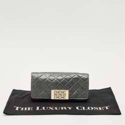 CH Carolina Herrera Metallic Grey Quilted Embossed Leather Flap Clutch