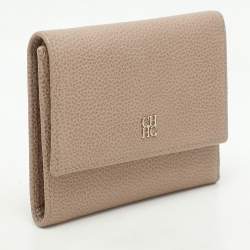 Pre Owned CH Carolina Herrera Beige Leather Trifold Wallet