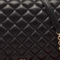 مملوكة مسبقًا حقيبة كتف سي إتش كارولينا هيريرا جلد مبطن أسود بغطاء سلسلة