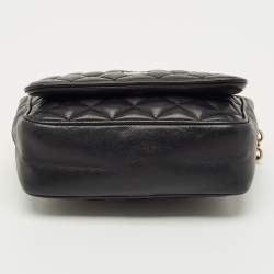 Pre Owned CH Carolina Herrera Black Quilted Leather Chain Crossbody Bag