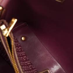 مملوكة مسبقًا حقيبة لوك متريوشكا سي أتش كارولينا هيريرا كانفا مونوجرام مطلي جلد خمري صغيرة جداً