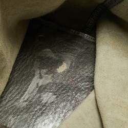 مملوكة مسبقًا Carolina Herrera Matryoshka Metallic Grey Monogram Leather Tote