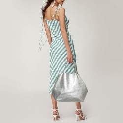 مملوكة مسبقًا Carolina Herrera Matryoshka Metallic Grey Monogram Leather Tote