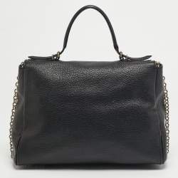 Pre Owned حقيبة سي أتـش كارولينا هيريرا مينييتو جلد أسود منوغرامي منقوش يد علوية