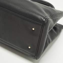 مملوكة مسبقًا CH Carolina Herrera Black Leather Charm Tote