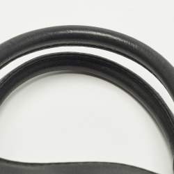 مملوكة مسبقًا CH Carolina Herrera Black Leather Charm Tote