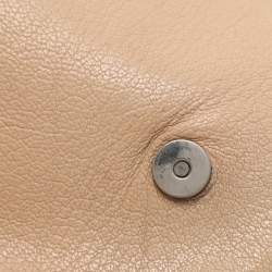 Pre Owned حقيبة كلتش كارولينا هيريرا سلسلة جلد مبطن بيج