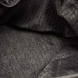 مملوكة مسبقًا CH Carolina Herrera Tassel Black Quilted Leather Hobo