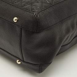 مملوكة مسبقًا CH Carolina Herrera Tassel Black Quilted Leather Hobo