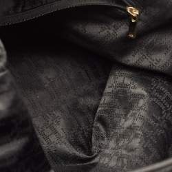 مملوكة مسبقًا CH Carolina Herrera Tassel Black Quilted Leather Hobo