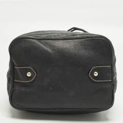 مملوكة مسبقًا حقيبة باكيت سي إتش كارولينا هيريرا جلد منقوش أسود برباط