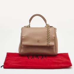 مملوكة مسبقًا حقيبة سي إتش كارولينا هيريرا مينييتو جلد بيج صغيرة بيد علوية