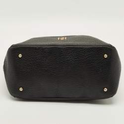 Pre Owned CH Carolina Herrera Tassel Top Zip Black Pebbled Leather Tote