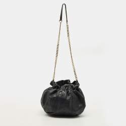 Pre Owned حقيبة باكيت سي إتش كارولينا هيريرا جلد أزرق بحري منقوش