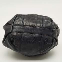 Pre Owned حقيبة باكيت سي إتش كارولينا هيريرا جلد أزرق بحري منقوش