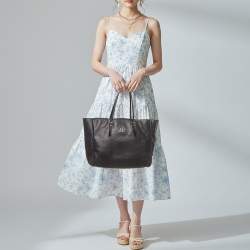 Pre Owned CH Carolina Herrera Navy Blue Leather Shopper Tote