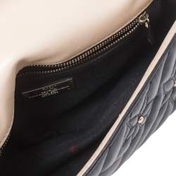 مملوكة مسبقًا حقيبة كتف سي أتش كارولينا هيريرا جلد مبطن بنقشة الزهور أسود سلسلة وقلاب 