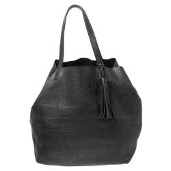 مملوكة مسبقًا CH Carolina Herrera Black Monogram Embossed Leather Shopper Tote