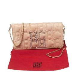 مملوكة مسبقًا CH Carolina Herrera Beige Monogram Quilted Leather Crystal CH Wallet On Chain