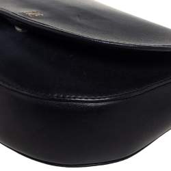 Pre Owned CH Carolina Herrera Navy Blue Leather Chain Flap Shoulder Bag