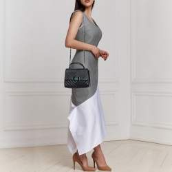 مملوكة مسبقًا CH Carolina Herrera Black Quilted Leather Flap Top Handle Bag