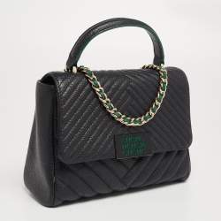 مملوكة مسبقًا CH Carolina Herrera Black Quilted Leather Flap Top Handle Bag