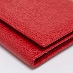 مملوكة مسبقًا محفظة سي أتش كارولينا هيريرا جلد أحمر طويلة ثلاثية الطية