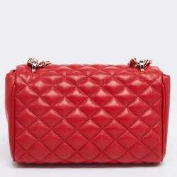 Pre Owned حقيبة كتف سي أتش هيريرا جلد مبطن أحمر بقلاب وسلسلة