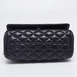 مملوكة مسبقًا CH Carolina Herrera Black Quilted Leather Flap Chain Shoulder Bag