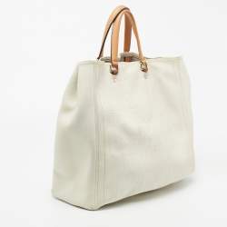 Pre Owned حقيبة يد توتس سي أتش كارولينا هيريرا اندي جلد منقوش مونوغرامي أوف وايت 