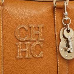 مملوكة مسبقًا حقيبة بوسطن سي أتش كارولينا هيريرا إندي جلد بنية فاتحة 