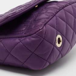 مملوكة مسبقًا حقيبة كتف سي إتش كارولينا هيريرا جلد مونوغرامي بنفسجي