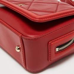 Pre Owned CH Carolina Herrera Red Quilted Leather Crossbody Bag