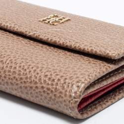 Pre Owned CH Carolina Herrera Beige Leather Flap Card Case