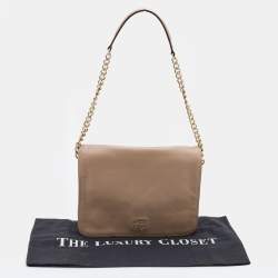 Pre Owned CH Carolina Herrera Beige Leather Chain Flap Shoulder Bag