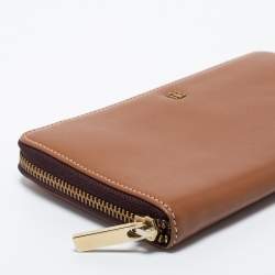 Pre Owned CH Carolina Herrera Brown Leather Zip Around Wallet