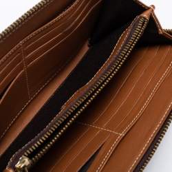 Pre Owned CH Carolina Herrera Brown Leather Zip Around Wallet