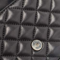 Pre Owned حقيبة كروس كارولينا هيريرا جلد مبطن بسلسلة