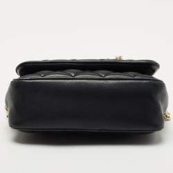 Pre Owned حقيبة كروس كارولينا هيريرا جلد مبطن بسلسلة