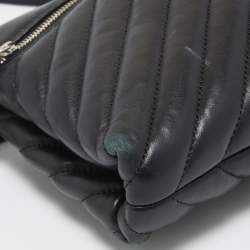 مملوكة مسبقًا CH Carolina Herrera Black Quilted Leather Crossbody Bag 