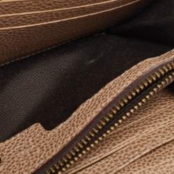 Pre Owned CH Carolina Herrera Beige Leather Flap Continental Wallet