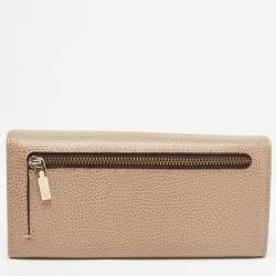 Pre Owned CH Carolina Herrera Beige Leather Flap Continental Wallet