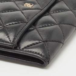 Pre Owned CH Carolina Herrera Black Quilted Leather Logo Trifold Wallet