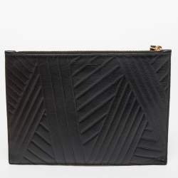 Pre Owned CH Carolina Herrera Black Quilted Leather Continental Pouch