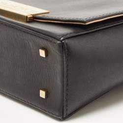 مملوكة مسبقًا CH Carolina Herrera Black Leather Logo Metal Flap Shoulder Bag