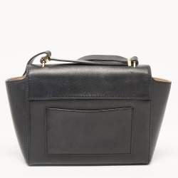 مملوكة مسبقًا CH Carolina Herrera Black Leather Logo Metal Flap Shoulder Bag