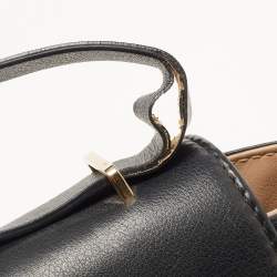 مملوكة مسبقًا CH Carolina Herrera Black Leather Logo Metal Flap Shoulder Bag