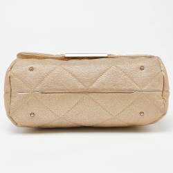 مملوكة مسبقًا حقيبة كتف كارولينا هيريرا جلد منقوش أسود قلاب ذات سلسلة