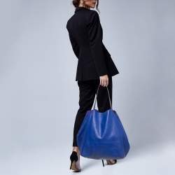 مملوكة مسبقًا CH Carolina Herrera Blue Monogram Embossed Leather Large Matryoshka Tote